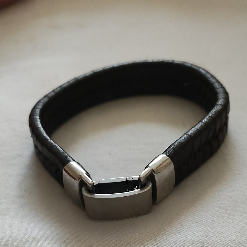 Brown Leather Bracelet with Silver Clasp